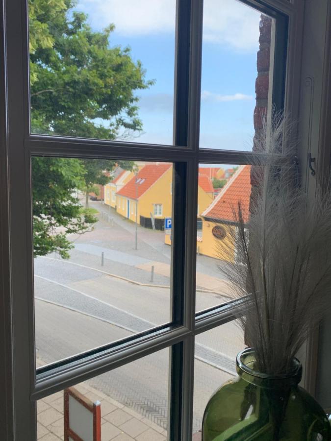 Ferie Lejlighed I Skagen -Huset Med Den Gronne Dor Exterior photo