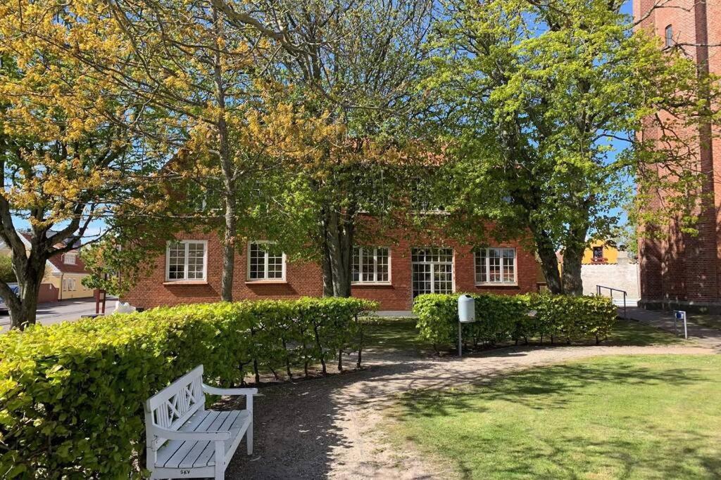 Ferie Lejlighed I Skagen -Huset Med Den Gronne Dor Exterior photo